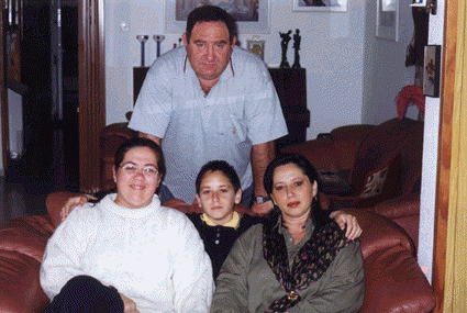 dani.gif (78649 bytes)