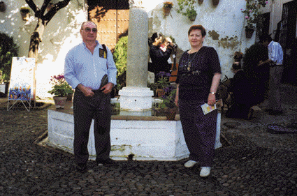 philipvmiriam.gif (72344 bytes)